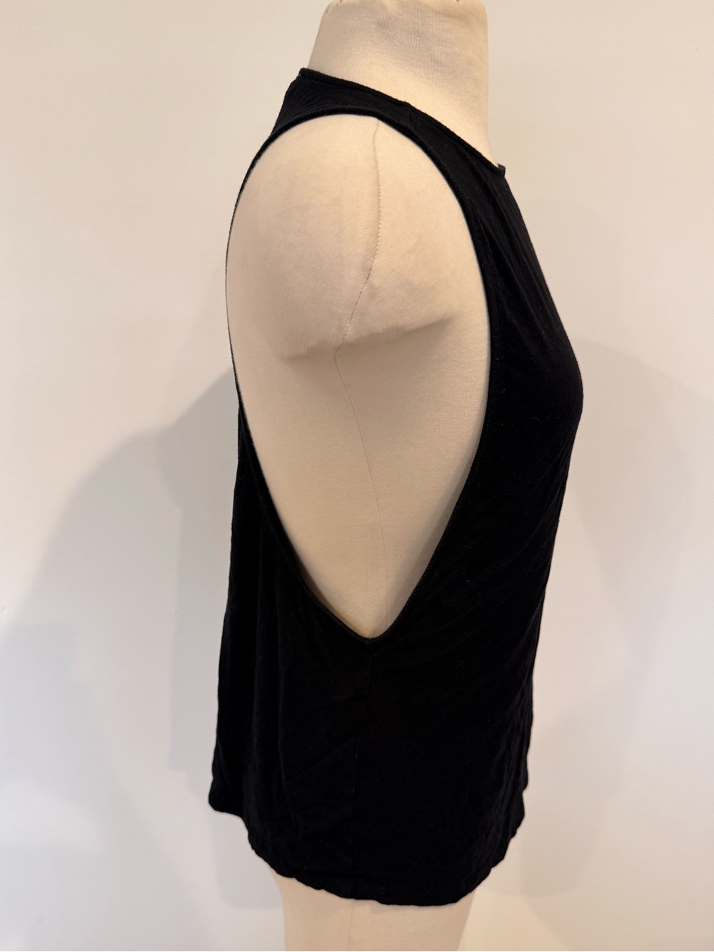 TOBI Black High Neck Muscle Racerback Tank Top Dropped Armhole Size Small - Picture 4 of 6